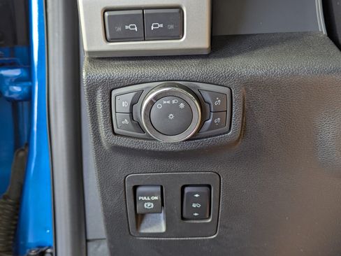 Certified 2019 Ford F150 Lariat AWD/4WD image 34