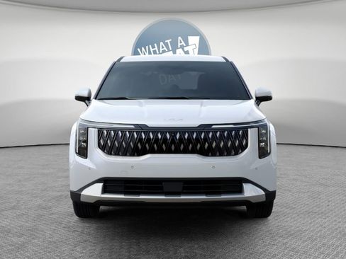 New 2026 Kia Carnival EX FWD image 2