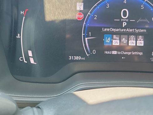 Used 2026 Toyota Corolla LE FWD image 17