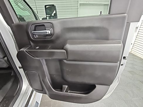 Used 2022 Chevrolet Silverado 2500 Custom w/ Custom Convenience Package image 29