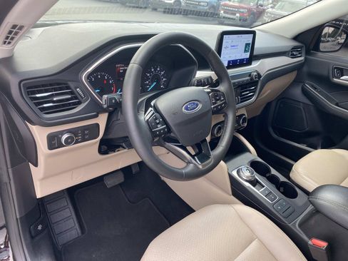 Used 2022 Ford Escape SEL FWD image 19
