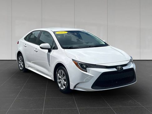 Used 2021 Toyota Corolla LE w/ Carpet Mat Package (TMS) FWD image 7