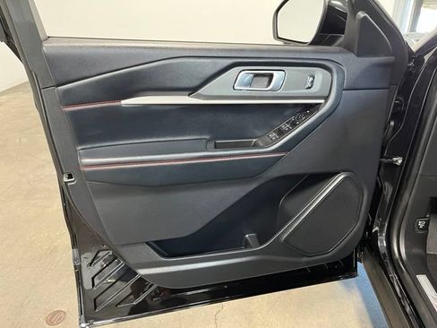 Used 2025 Ford Explorer ST-Line AWD/4WD image 24