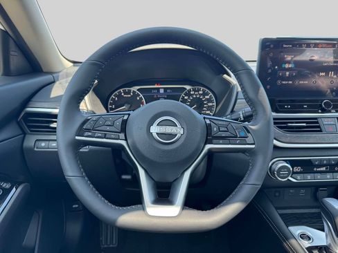 Certified 2025 Nissan Altima 2.5 SL FWD image 13
