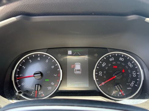 Used 2022 Toyota RAV4 XLE w/ XLE Grade Weather Package FWD image 13