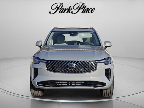 New 2026 Volvo XC90 B6 Ultra w/ Protection Package AWD/4WD image 9