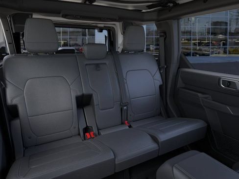 New 2025 Ford Bronco Badlands w/ Sasquatch Package AWD/4WD image 11