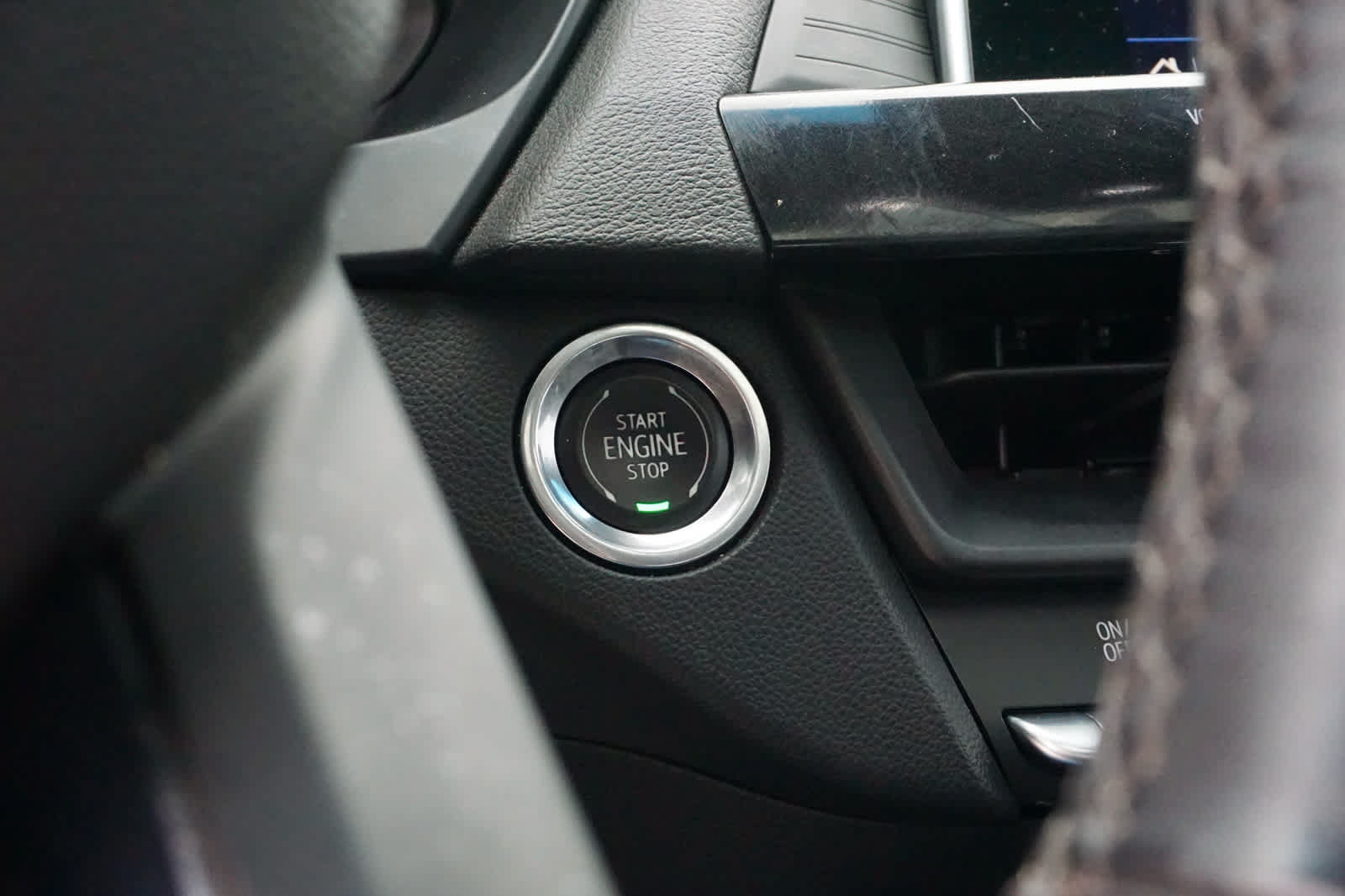 Used 2023 Cadillac CT4 Premium Luxury RWD image 18