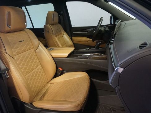 Used 2022 Cadillac Escalade Sport AWD/4WD image 24