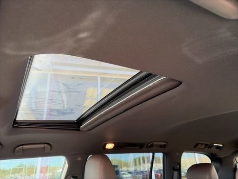 Used 2024 Nissan Armada Platinum w/ Captain's Chairs Package image 26