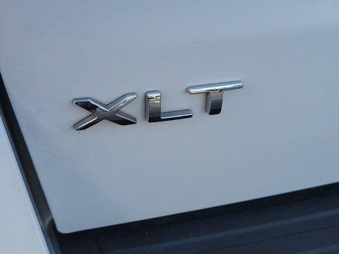 Used 2024 Ford Expedition Max XLT RWD image 11