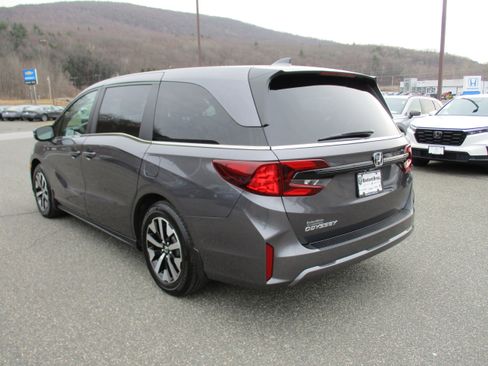 Certified 2025 Honda Odyssey EX-L image 7