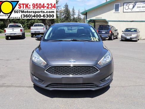 Used 2015 Ford Focus SE w/ Equipment Group 201A FWD image 15