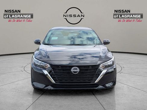 New 2025 Nissan Sentra S image 2