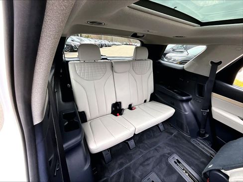 Used 2023 Hyundai Palisade Limited image 17