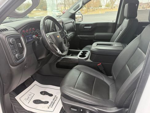 Used 2021 Chevrolet Silverado 1500 LTZ image 22