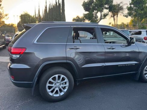 Used 2021 Jeep Grand Cherokee Laredo RWD image 7
