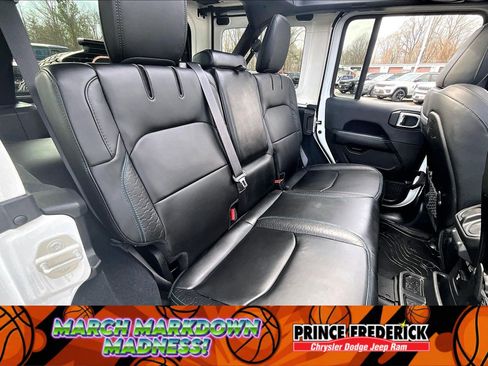 Used 2024 Jeep Wrangler High Altitude image 23
