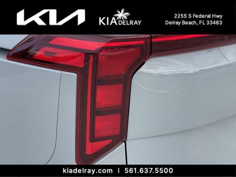 New 2026 Kia Carnival EX FWD image 7