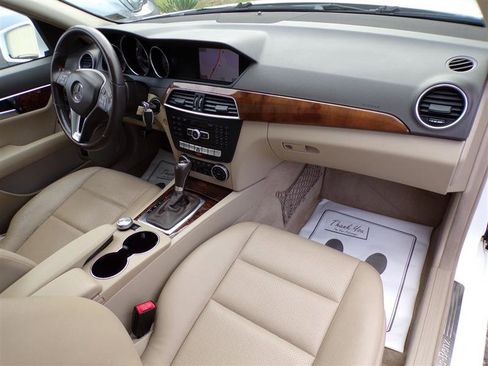Used 2013 Mercedes-Benz C 300 4MATIC Sedan image 18