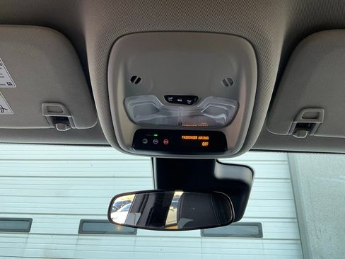 Used 2025 Buick Encore GX Preferred image 14