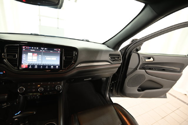 Used 2024 Dodge Durango GT AWD/4WD image 32