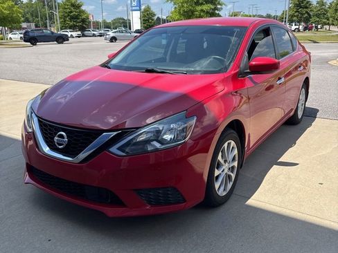 Used 2019 Nissan Sentra SV FWD image 2
