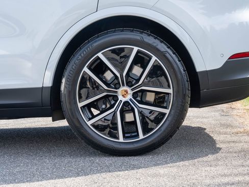 New 2026 Porsche Cayenne E-Hybrid Coupe image 12