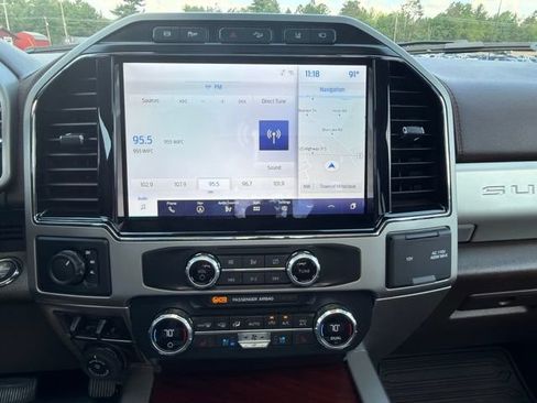 Used 2022 Ford F450 King Ranch w/ King Ranch Ultimate Package AWD/4WD image 32