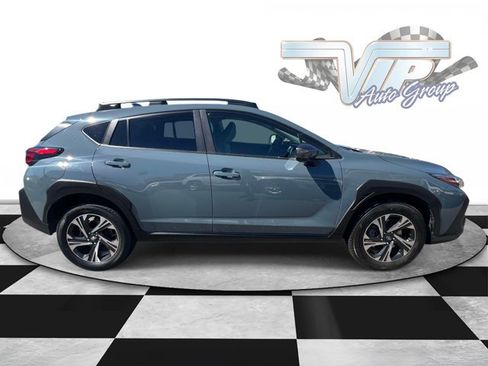 Used 2024 Subaru Crosstrek 2.0i Premium AWD/4WD image 3