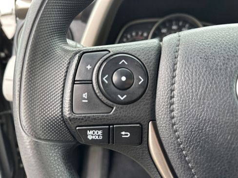 Used 2013 Toyota RAV4 LE image 36