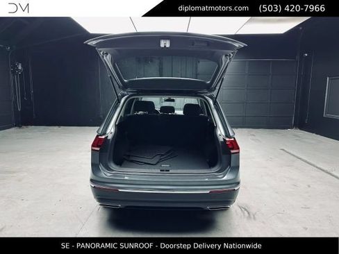 Used 2020 Volkswagen Tiguan SE w/ Panoramic Sunroof Package AWD/4WD image 45