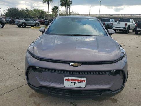 New 2026 Chevrolet Equinox EV LT image 2