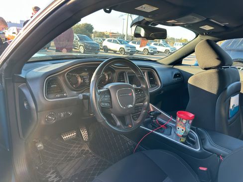 Used 2022 Dodge Challenger R/T w/ Blacktop Package image 6