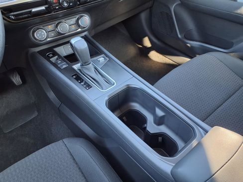 New 2026 Nissan Kicks S image 18