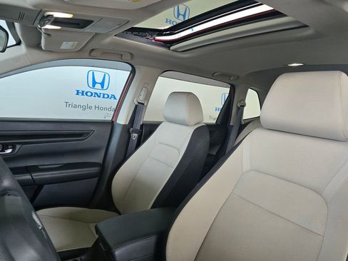 Used 2023 Honda CR-V EX image 12