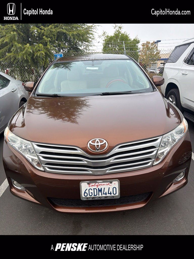 Used 2009 Toyota Venza FWD image 1