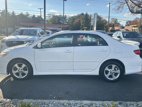 Used 2012 Toyota Corolla S image 3