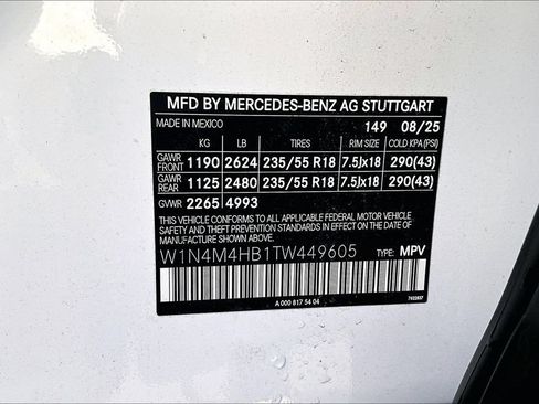 Used 2026 Mercedes-Benz GLB 250 4MATIC image 35