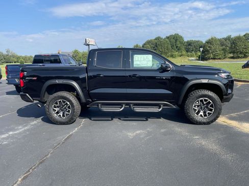 New 2025 Chevrolet Colorado ZR2 w/ Technology Package image 12