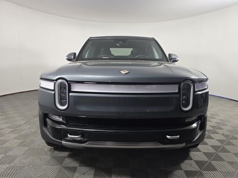 Used 2024 Rivian R1T Adventure AWD/4WD image 8