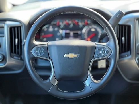 Used 2018 Chevrolet Silverado 1500 LT image 33