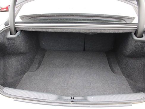 Used 2016 Dodge Charger SXT image 10