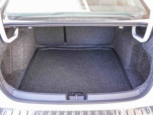 New 2026 Volkswagen Jetta SE image 12