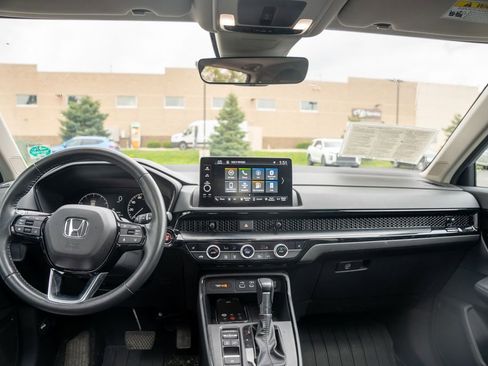 Used 2023 Honda CR-V EX-L image 17