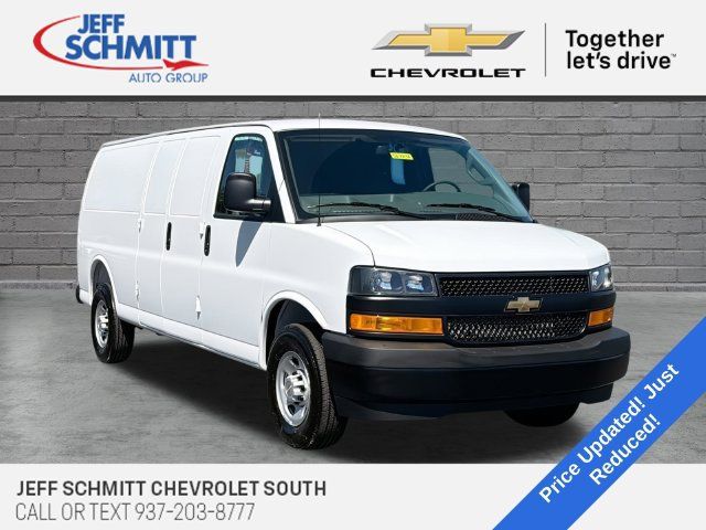 Used 2026 Chevrolet Express 2500 Extended w/ Driver Convenience Package RWD image 1