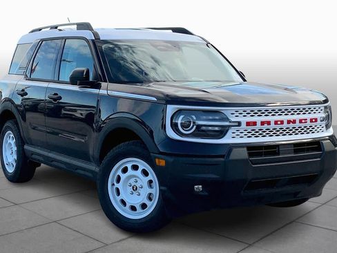 New 2025 Ford Bronco Sport Heritage w/ Convenience Package AWD/4WD image 2