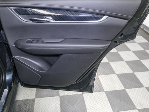 Used 2020 Cadillac XT6 Premium Luxury image 25