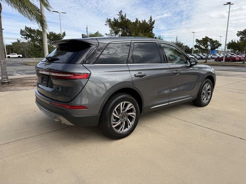 Used 2024 Lincoln Corsair Premiere w/ Equipment Group 102A image 4