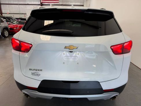 Used 2022 Chevrolet Blazer LT FWD image 9